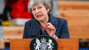 Brexit: Η πρωθυπουργός Μέι θα ζητήσει από την ΕΕ μικρή αναβολή για την έξοδο της χώρας