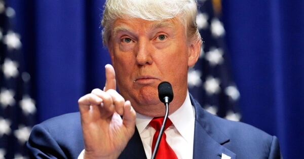 Από το Brexit στην εκλογή του Τραμπ: αναζητώντας κάτι που να αγαπάμε και όχι μόνο που να μισούμε