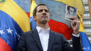 Χουάν Γκουαϊδό: "Είμαι επιζών, δεν είμαι θύμα", λέει ο άνθρωπος που "απειλεί" τον πρόεδρο Μαδούρο