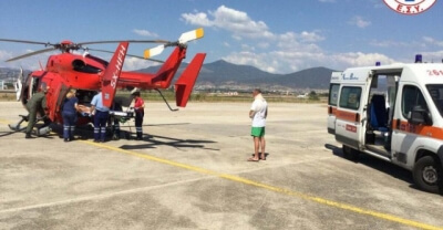 Αεροδιακομιδή δύο παιδιών που τραυματίστηκαν σε τροχαίο στη Χαλκιδική