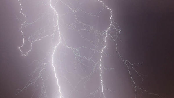 Το πρώτο σύστημα τεχνητής νοημοσύνης που προβλέπει πού και πότε θα πέσει κεραυνός