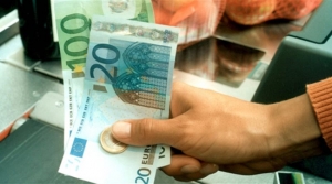 Θηλειά σε νοικοκυριά και οικονομία η φοροκαταιγίδα που ...ήδη άρχισε