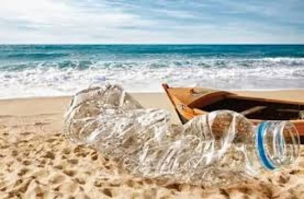 Δήμος Κασσάνδρας - Καθαρισμός ακτής Γλαρόκαβου