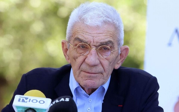 Γιάννης Μπουτάρης: Το έζησα, το χόρτασα... Αντίο!