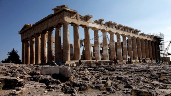 Τα μέλη του ΚΑΣ είπαν ομόφωνα «όχι» στην επίδειξη μόδας στην Ακρόπολη