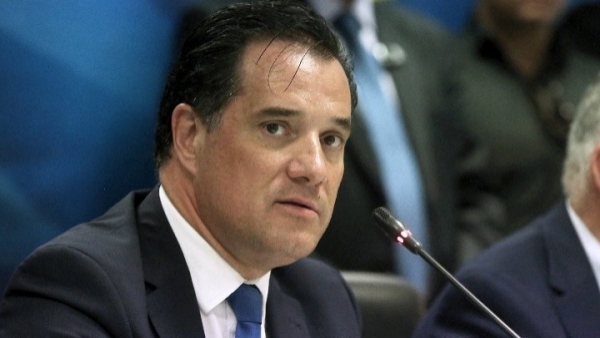 Αδ. Γεωργιάδης: Εντός του Νοεμβρίου θα έχουμε ανακοινώσεις για περαιτέρω μειώσεις στις χρεώσεις για τις τραπεζικές υπηρεσίες