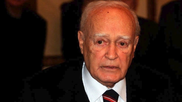 Απεβίωσε ο πρώην ΠτΔ Κάρολος Παπούλιας