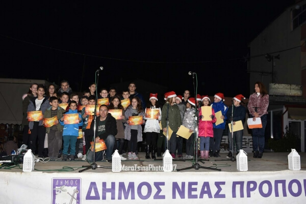 Φωταγώγηση Χριστουγεννιάτικου δέντρου στη Δημοτική Κοινότητα Σημάντρων