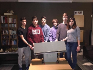 Έναν καινοτόμο ανακλαστήρα για τον ήλιο με ...μυθικό όνομα κατασκεύασαν μαθητές