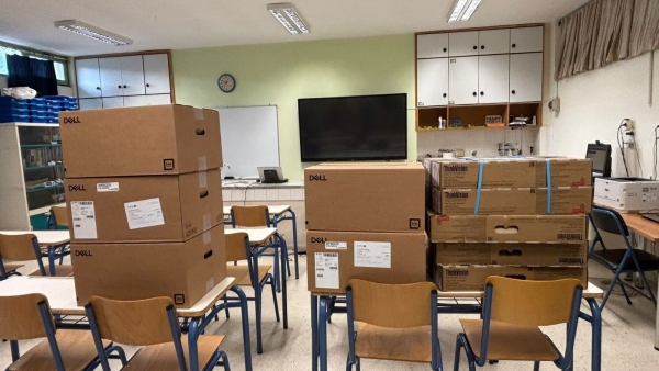 Ο Δήμος Αριστοτέλη ενισχύει τα σχολεία του με νέο τεχνολογικό εξοπλισμό
