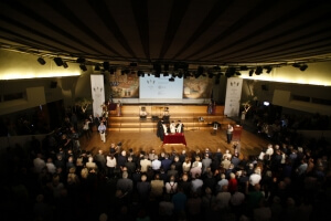 Με ποντιακούς χορούς και τραγούδια και τον Ι. Σαββίδη να μιλάει στην ποντιακή διάλεκτο η τελετή εγκαινίων της Έδρας Ποντιακών Σπουδών του ΑΠΘ