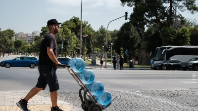 Έκτακτα μέτρα για την προστασία των εργαζομένων λόγω καύσωνα