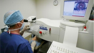 Οφθαλμίατροι από όλο τον κόσμο εκπαιδεύονται στην Ελλάδα πάνω σε μία νέα χειρουργική τεχνική