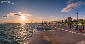 Θεσσαλονίκη: Συμβολική κινητοποίηση στη νέα παραλία διοργανώνουν αύριο μουσικοί του δρόμου. Δήλωση Ε. Χρυσίδου