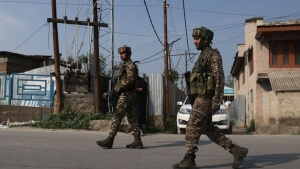 Οι αρχηγοί στρατιωτικών επιχειρήσεων Ινδίας και Πακιστάν θα έχουν συνομιλίες για τα επόμενα βήματα - Σε ισχύ η εκεχειρία