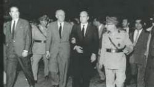 «Η Αποστασία του 1965», ένα βιβλίο με αποστάσεις