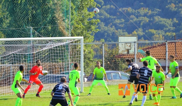 ΒΑΡΒΑΡΑ - ΤΡΙΓΛΙΑ SLIDESHOW (VIDEO)
