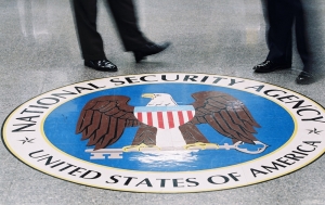 Η παρακολούθηση τηλεφώνων θα έπρεπε να είχε αποκαλυφθεί από την αμερικανική κυβέρνηση, δηλώνει ανώτατος αξιωματούχος της NSA