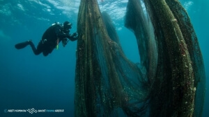 Εγκαταλελειμμένα δίχτυα ανασύρθηκαν κοντά σε αποικία ιππόκαμπων στο Στρατώνι