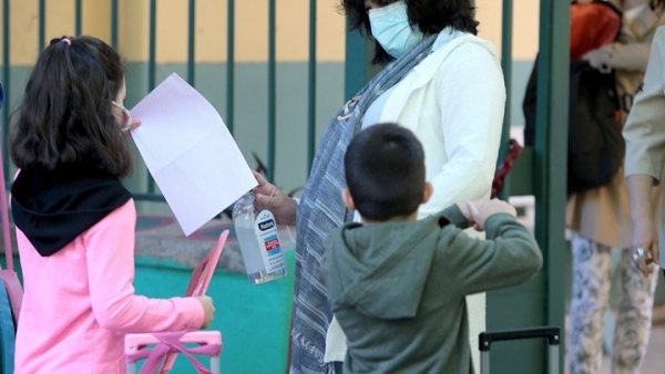 Επιστροφή στο σχολείο για τους μαθητές νηπιαγωγείων, δημοτικών και γυμνασίων