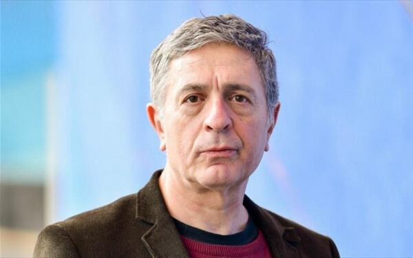 Για τους Τούρκους στρατιωτικούς, τα Σκόπια και την ανάγκη να ληφθούν μέτρα ελάφρυνσης της μεσαίας τάξης, μίλησε, ο Στ. Κούλογλου