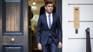 Ενθουσιασμός στην Ινδία για την ανάληψη της πρωθυπουργίας της Βρετανίας από τον Ρίσι Σούνακ