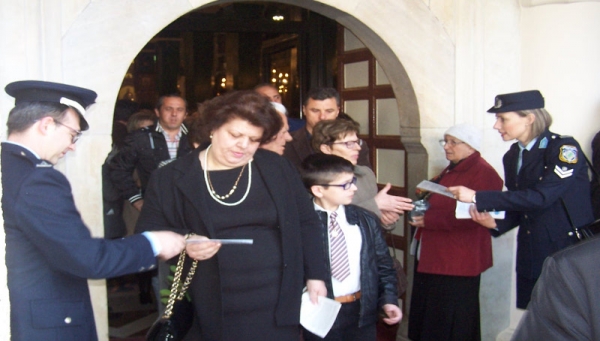 Δράσεις ενημέρωσης για την προστασία ηλικιωμένων από τηλεφωνικές απάτες