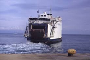 Πήδηξε από τον καταπέλτη του πλοίου για να μην ταξιδέψει