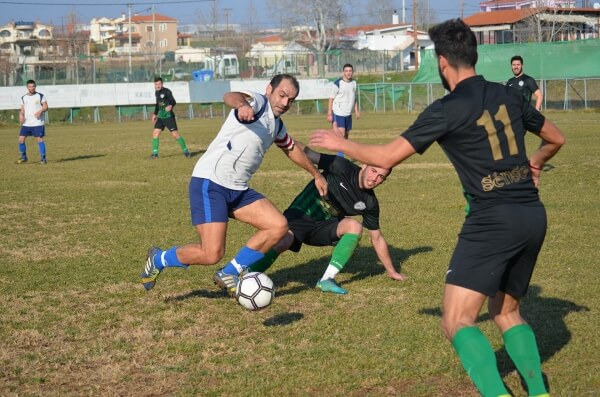ΔΙΓΕΝΗΣ ΛΑΚΚΩΜΑΤΟΣ - ΝΙΚΗ ΠΟΛΥΓΥΡΟΥ 2-1 (PICS)