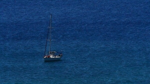 Με ασφάλεια στο λιμάνι της Ν. Σκιώνης Χαλκιδικής το ακυβέρνητο σκάφος