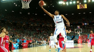 Όλα έτοιμα για τον Γιάννη Αντετοκούνμπο και την Ελλάδα (VIDEO)