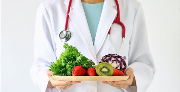 Πέντε μυστικά διατροφής για να καταπολεμήσετε τις ιώσεις και τη γρίπη