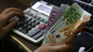 Αφορολόγητες από σήμερα γονικές παροχές - δωρεές μέχρι 800.000 ευρώ - Έρχεται και επίδομα φυσικού αερίου