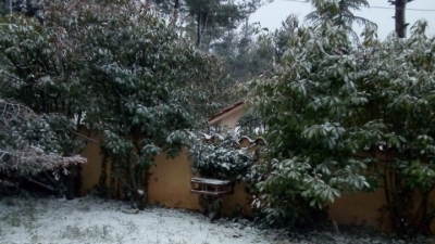 Θεσσαλονίκη: Τα πρώτα χιόνια σε ορεινές και ημιορεινές περιοχές - Πού χρειάζονται αντιολισθητικές αλυσίδες