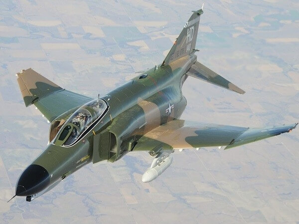 Τελευταία πτήση για τα θρυλικά φωτογραφικά Φάντομ (RF-4E)