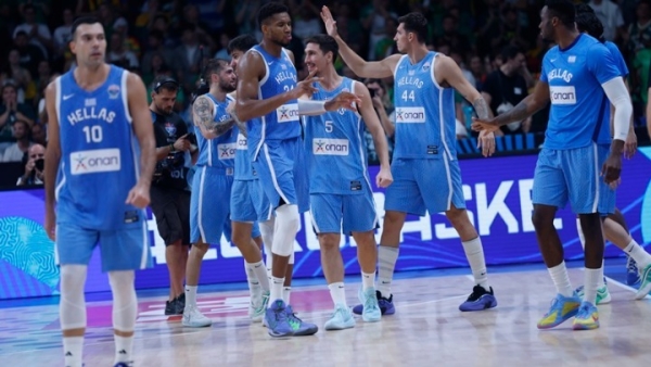 Η μεγάλη στιγμή της Εθνικής: Ελλάδα - Τουρκία για μια θέση στον τελικό του Ευρωμπάσκετ 2025