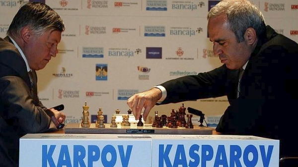 Ο Γκάρι Κασπάροφ επιστρέφει στην αγωνιστική δράση