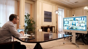 Οι Ευρωπαίοι ηγέτες συμφώνησαν να εξετάσουν πιο "ισχυρά" μέτρα για την αντιμετώπιση των οικονομικών επιπτώσεων της πανδημίας