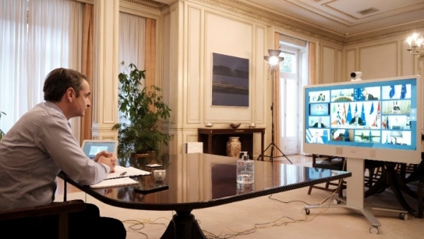 Οι Ευρωπαίοι ηγέτες συμφώνησαν να εξετάσουν πιο "ισχυρά" μέτρα για την αντιμετώπιση των οικονομικών επιπτώσεων της πανδημίας