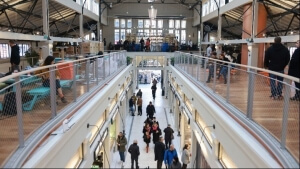 Σε εφαρμογή το εορταστικό ωράριο - Ανοιχτά 9:00 το πρωί μέχρι τις 9:00 το βράδυ