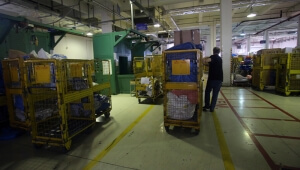 Ύποπτα πακέτα στο κέντρο διαλογής των ΕΛΤΑ στο Κρυονέρι