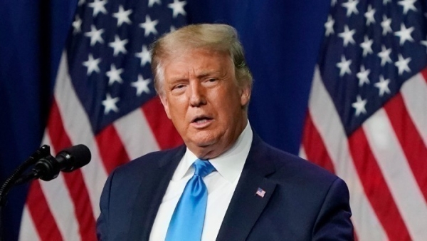 Ο Τραμπ θέλει μια τριμερή συνάντηση με τους Πούτιν-Ζελένσκι «σχεδόν αμέσως» μετά την Αλάσκα