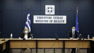 Στις 26 Μαρτίου ανοίγει η πλατφόρμα για τις ηλικίες 70-74 ετών - Το χρονοδιάγραμμα παραλαβής των εμβολίων
