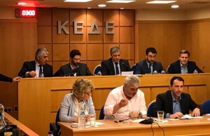 ΚΕΔΕ: Στο αέρα το πρόγραμμα δακοκτονίας με συνέπεια να κινδυνεύει η παραγωγή ελαιολάδου