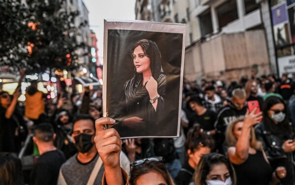 11 οι νεκροί στις διαδηλώσεις διαμαρτυρίας στο Ιράν