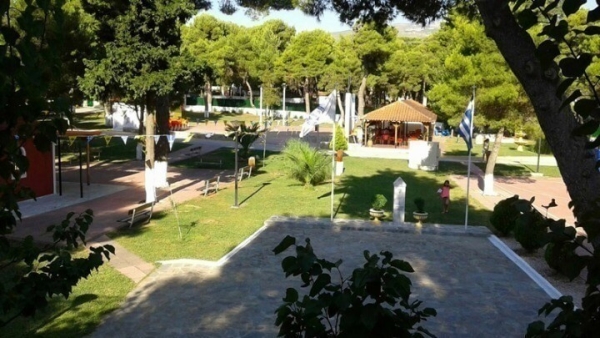 Ξεκινούν σήμερα οι αιτήσεις για τις 70.000 επιταγές παιδικών κατασκηνώσεων της ΔΥΠΑ