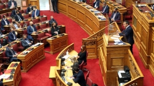 Τριήμερη συζήτηση στη Βουλή για την πρόταση μομφής που κατέθεσε ο Αλ. Τσίπρας