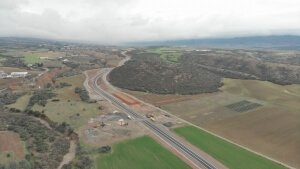 Ο Περιφερειάρχης Κ. Μ. Απ. Τζιτζικώστας στην παράδοση των πρώτων χιλιομέτρων του άξονα Θέρμη - Γαλάτιστα στην κυκλοφορία