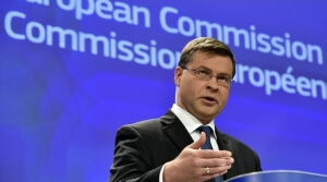 Βάλντις Ντομπρόβσκις: Αναμένουμε συμφωνία στο Eurogroup και χρειαζόμαστε συμφωνία. H Ελλάδα ανταποκρίθηκε στις υποχρεώσεις της