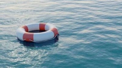 Ένας ψαράς έσωσε ένα μωρό 18 μηνών στη θάλασσα, το οποίο το πέρασε για κούκλα